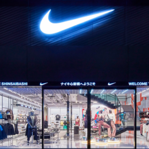 大阪でナイキのカスタマイズ体験を楽しむには、「NIKE OSAKA（ナイキ 大阪）」